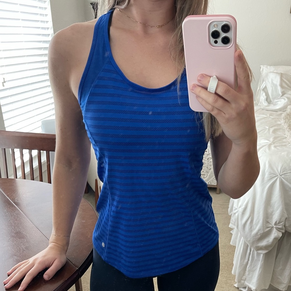 Blue Workout Tank - Picture 3 of 4